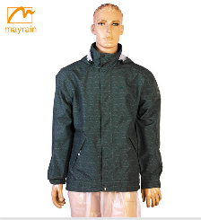 Choosing The Right Women&#039;s Windbreaker Raincoat For Outdoor Adventures