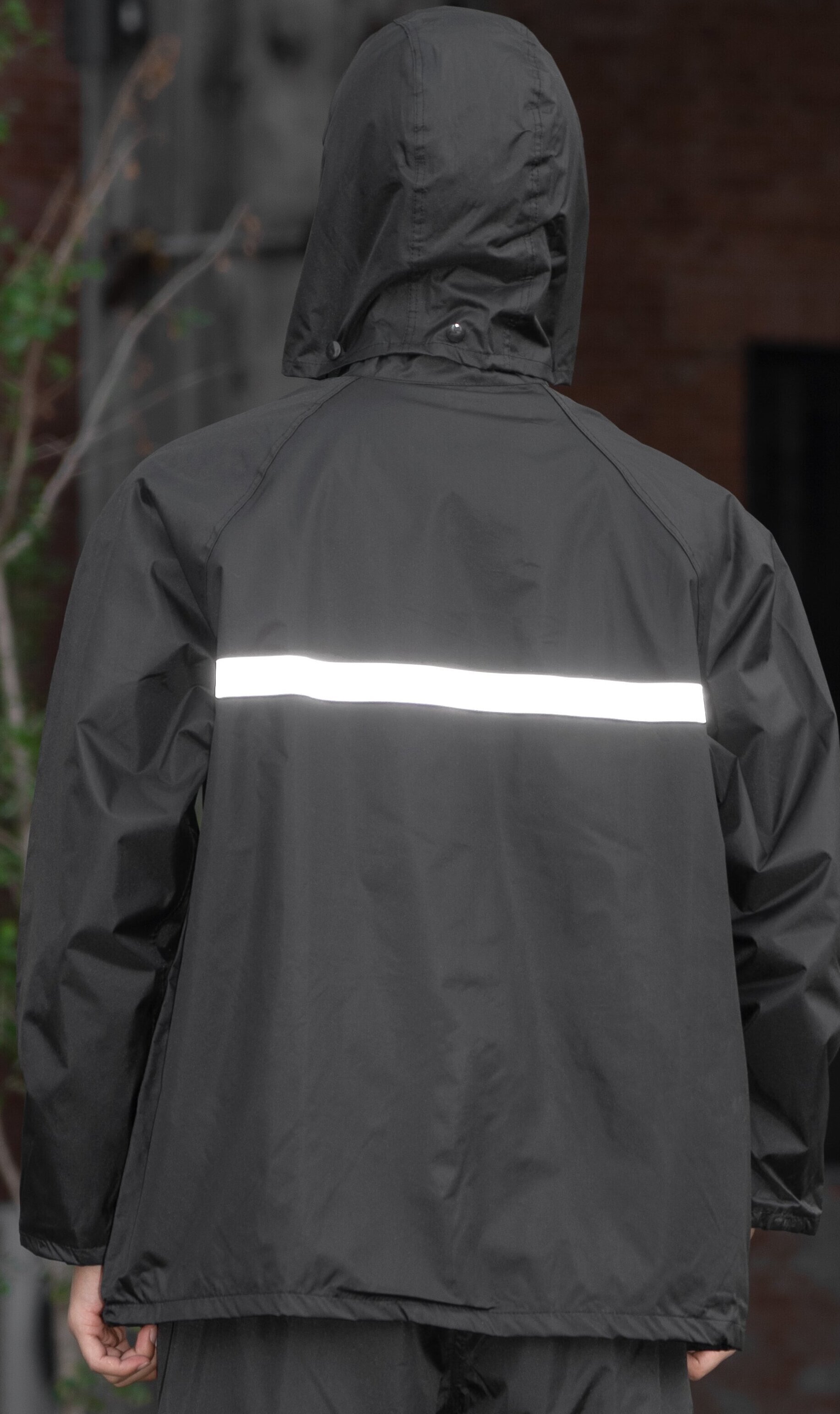Elevate Your Inventory With Premium Mens Rainjacket Collections Today