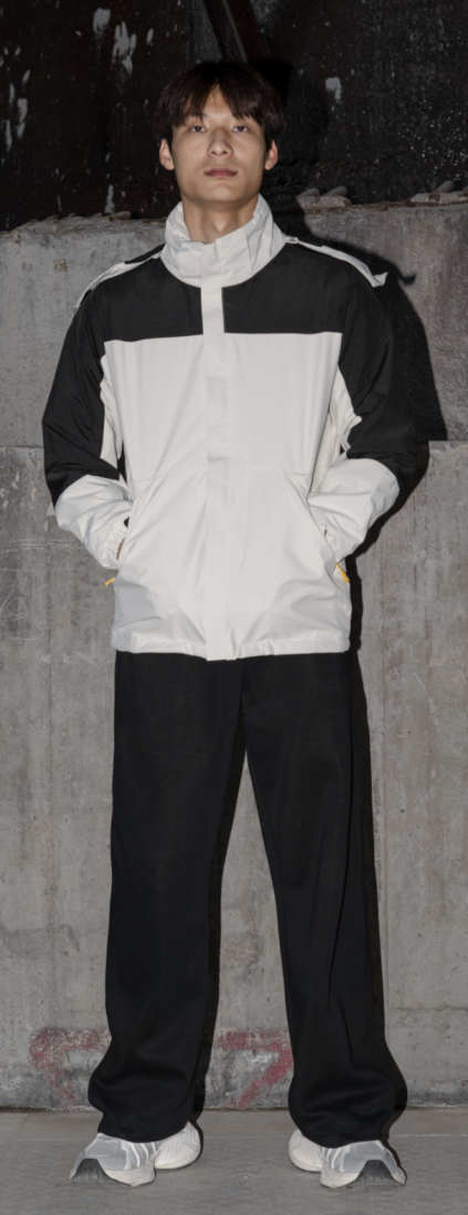 Men's rain jacket waterproof is flexible