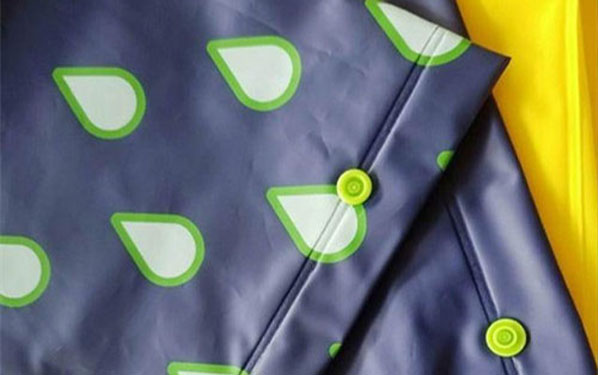 hooded rain jackets for juniors
